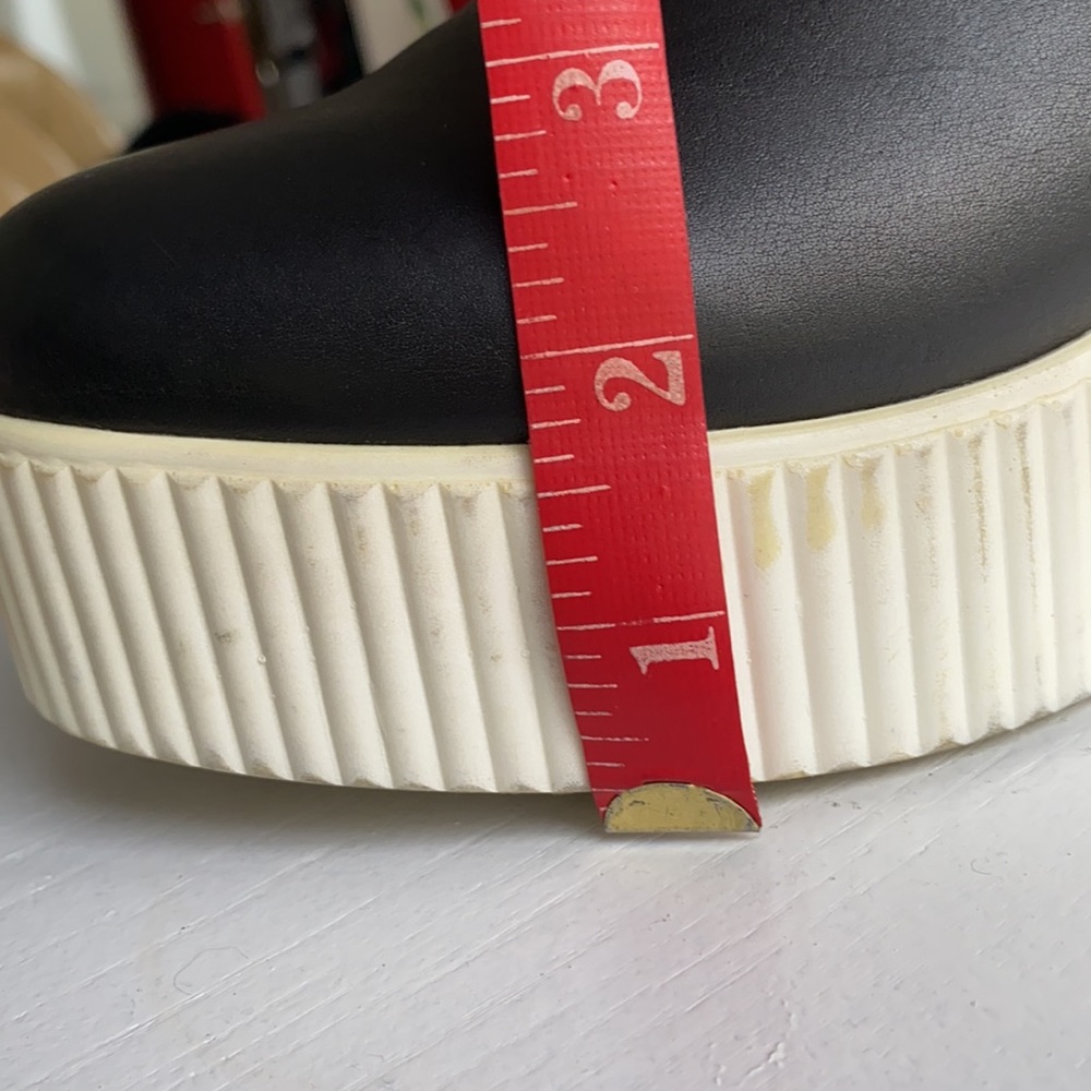 Shelly’s London shoes - Picture 10 of 13